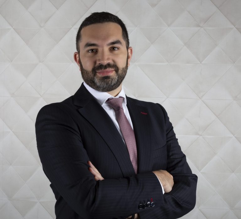 Κωνσταντίνος Ελευθεριάδης